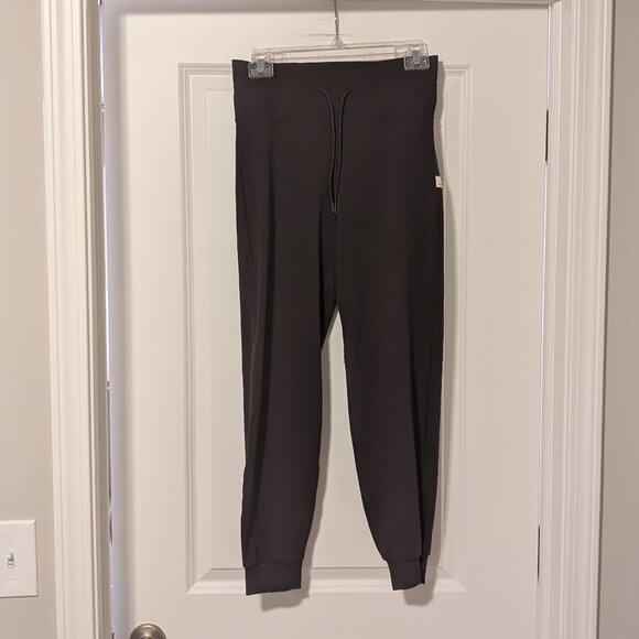 Vuori Daily Jogger, Dark Cherry, Size Small - Picture 2 of 5